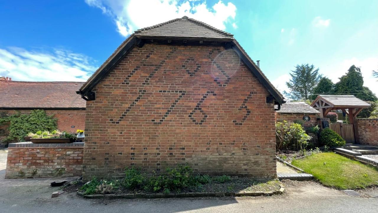 Elegant Peaceful Barn In Rural Village Setting Close To Stratford Upon Avon Kültér fotó