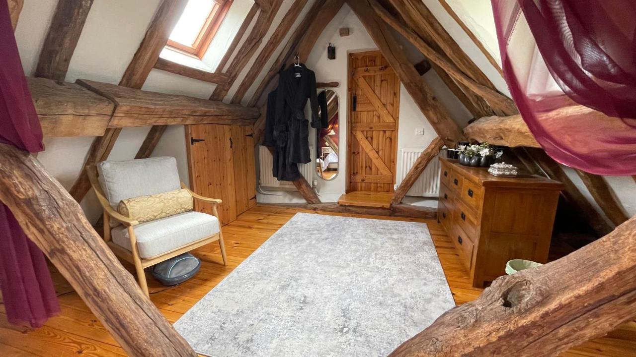 Elegant Peaceful Barn In Rural Village Setting Close To Stratford Upon Avon Kültér fotó