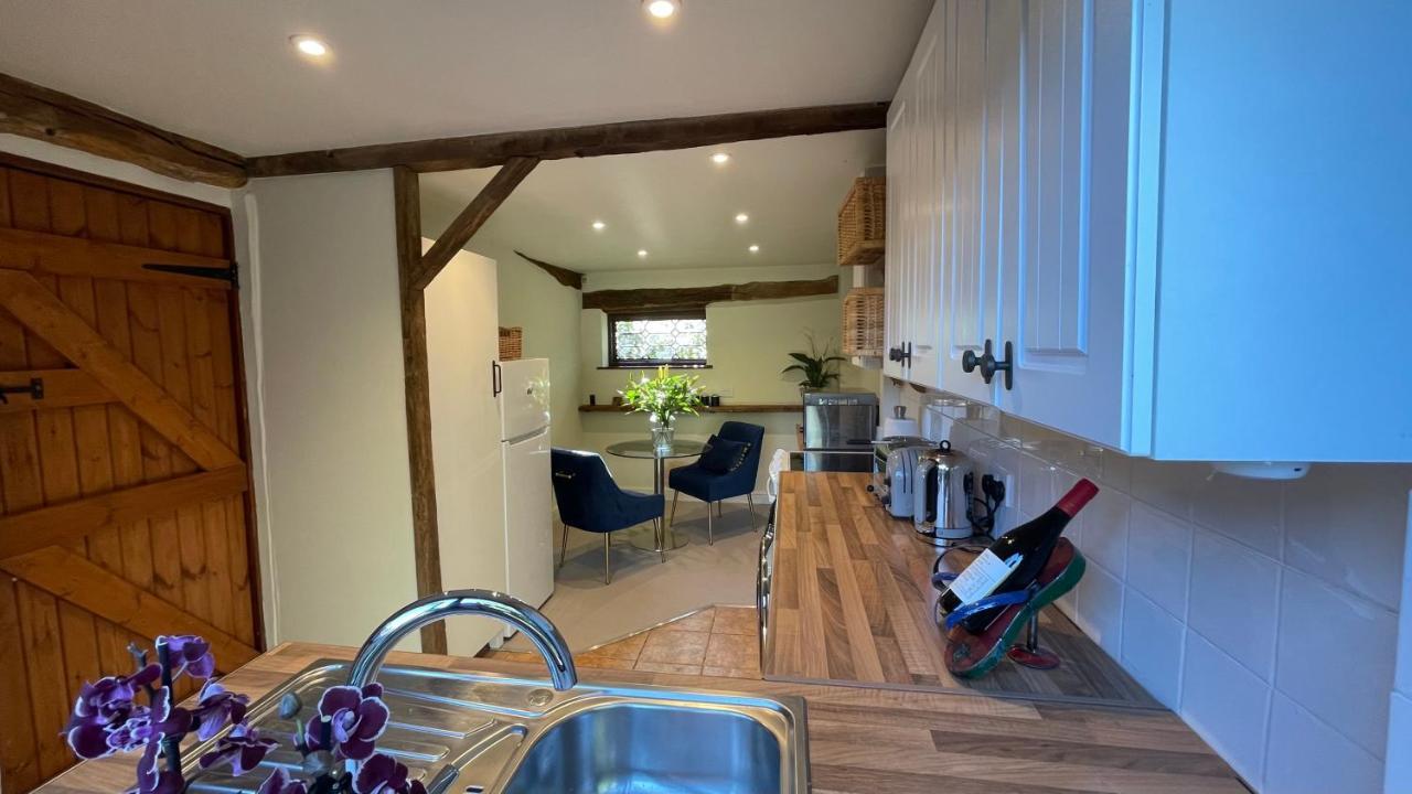 Elegant Peaceful Barn In Rural Village Setting Close To Stratford Upon Avon Kültér fotó